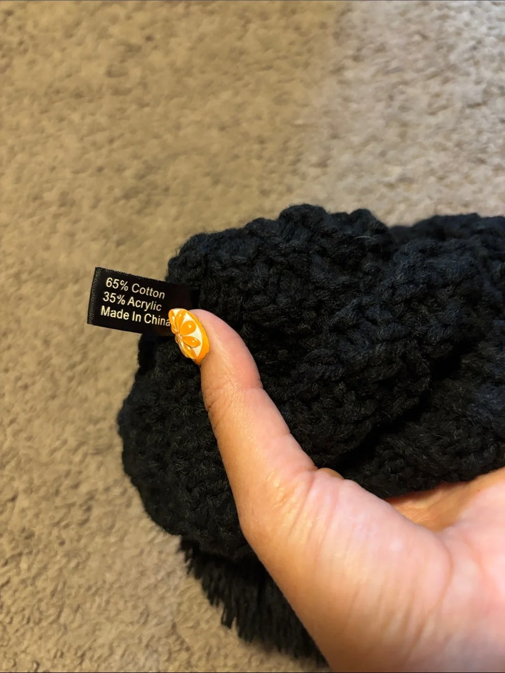 Simplicity Big Kids Black Pom-Pom Knit Beanie Hat